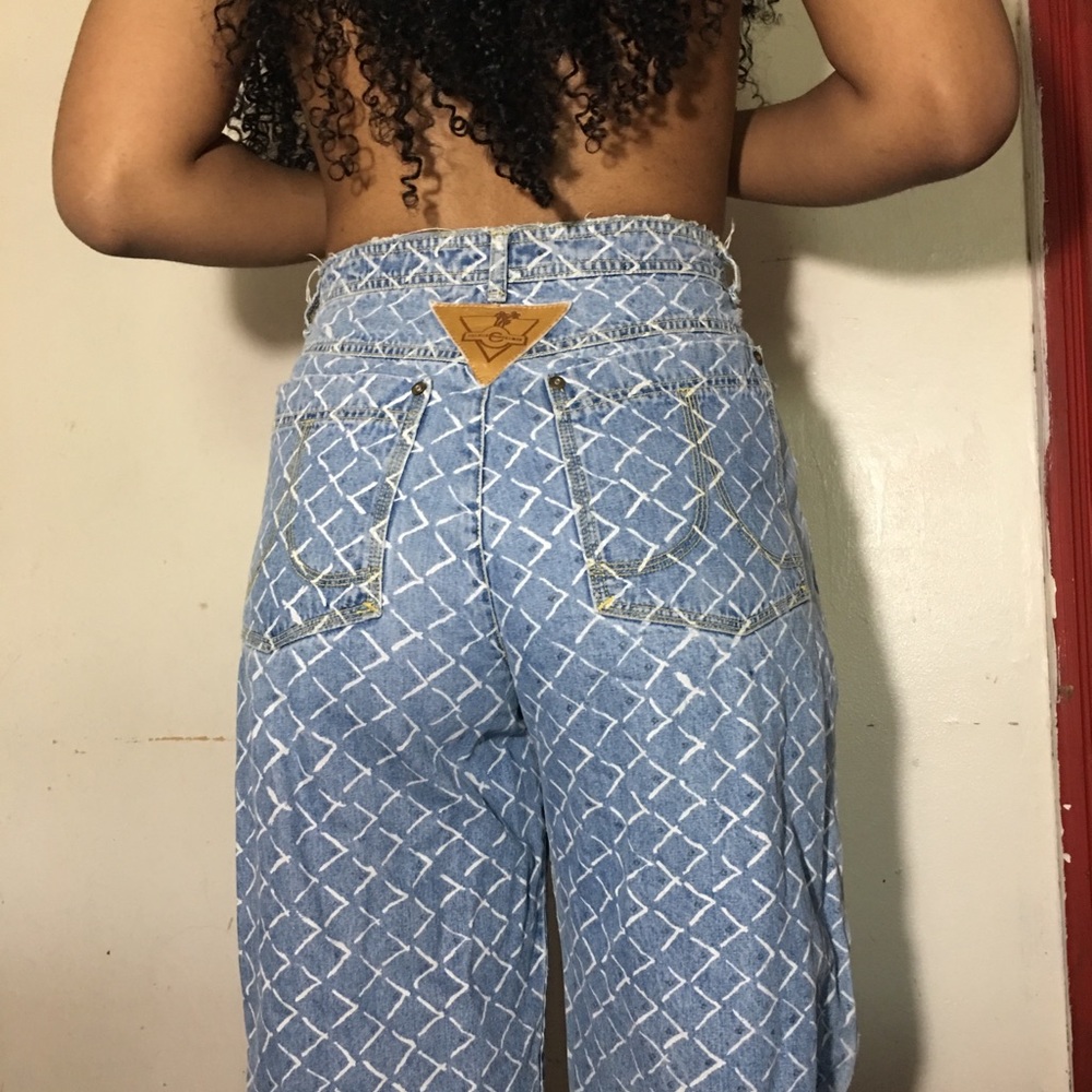 Vintage high waisted jeans